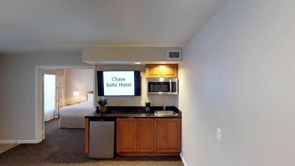 Chase Suites Brea-Fullerton - North Orange County Extérieur photo