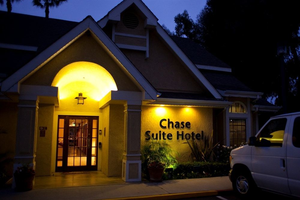 Chase Suites Brea-Fullerton - North Orange County Extérieur photo